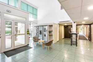 B And B Hôtel Béziers