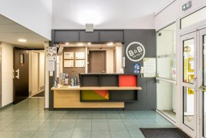 B And B Hôtel Béziers